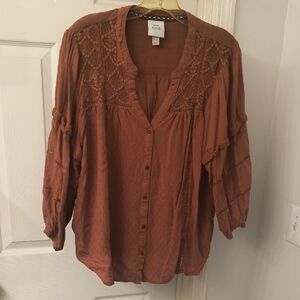 Knox Rose Rust Blouse with Lace Detail